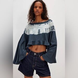 3964. FREE PEOPLE Love Like Waves  tie-dye cropped pullover top Sz XS NWT $148